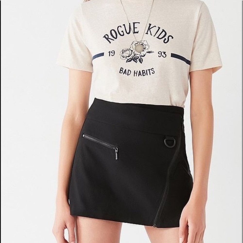 Urban Outfitters Silence + Noise Black Micah Moto Mini Skirt - Picture 2 of 2